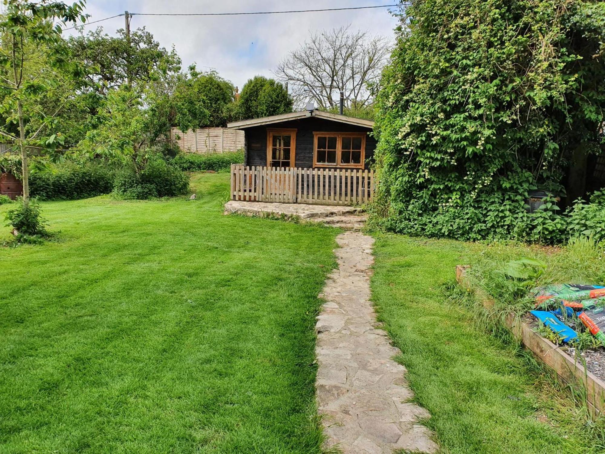The Cabin - A Very Quiet Location Pewsey Extérieur photo